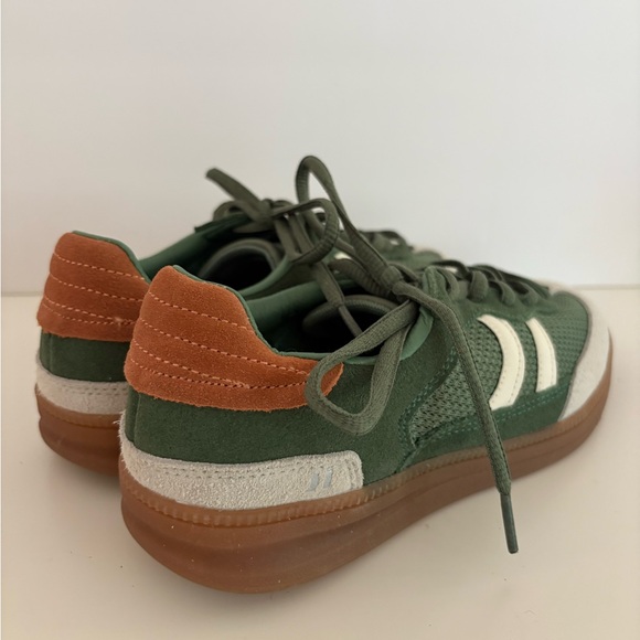 NWOT Coolway Baresi Sneakers Size 8 Women’s - Picture 3 of 12